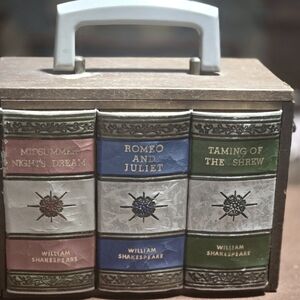 Source Unknown Red and Brown Decorative Box